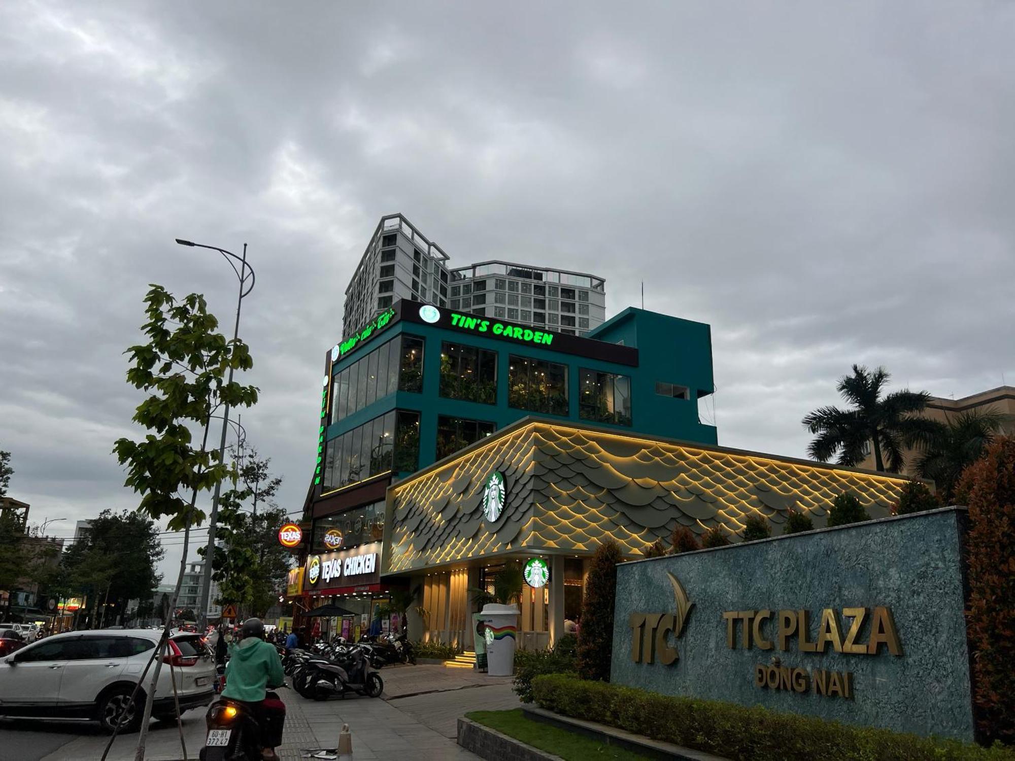 Bin Hom Motel Biên Hòa Extérieur photo
